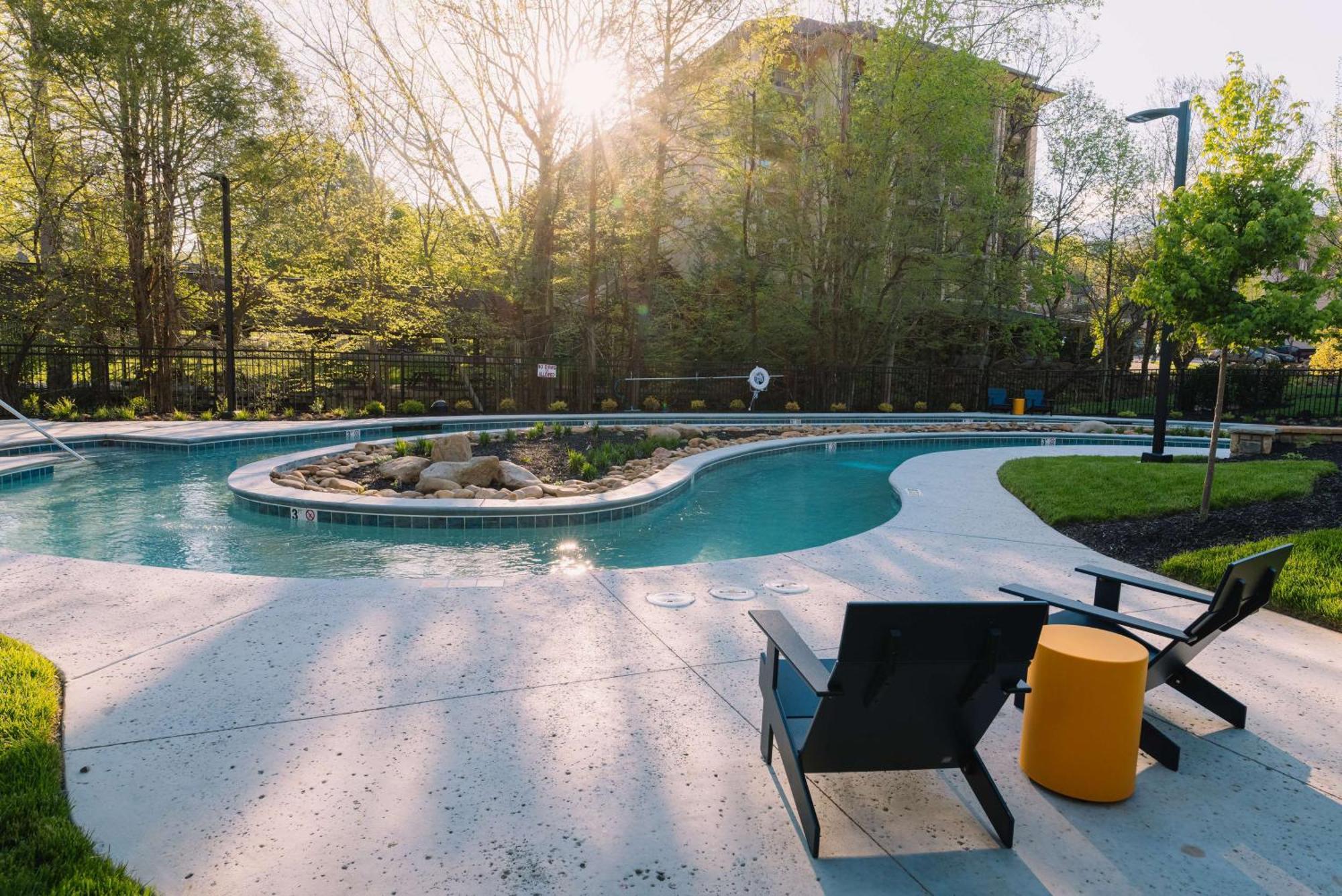 Embassy Suites By Hilton Gatlinburg Resort Exterior photo